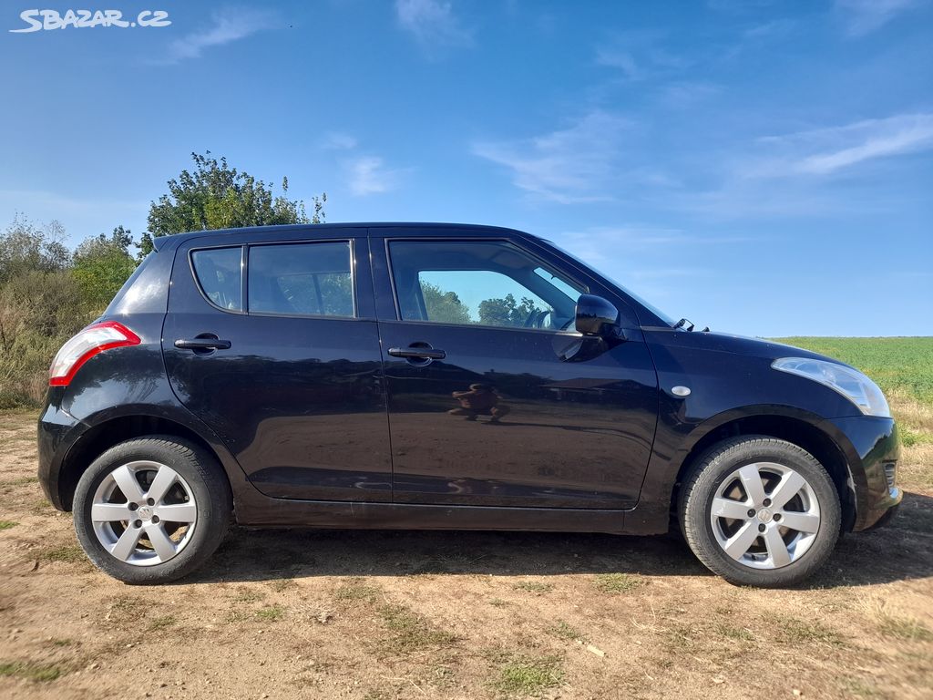 SUZUKI SWIFT 1.2i 66KW (4x4),ROK 2012, 61.900 KM