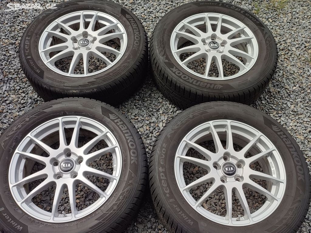 Alu kola 17" 5x114,3 ET45 pneu 225/60/17