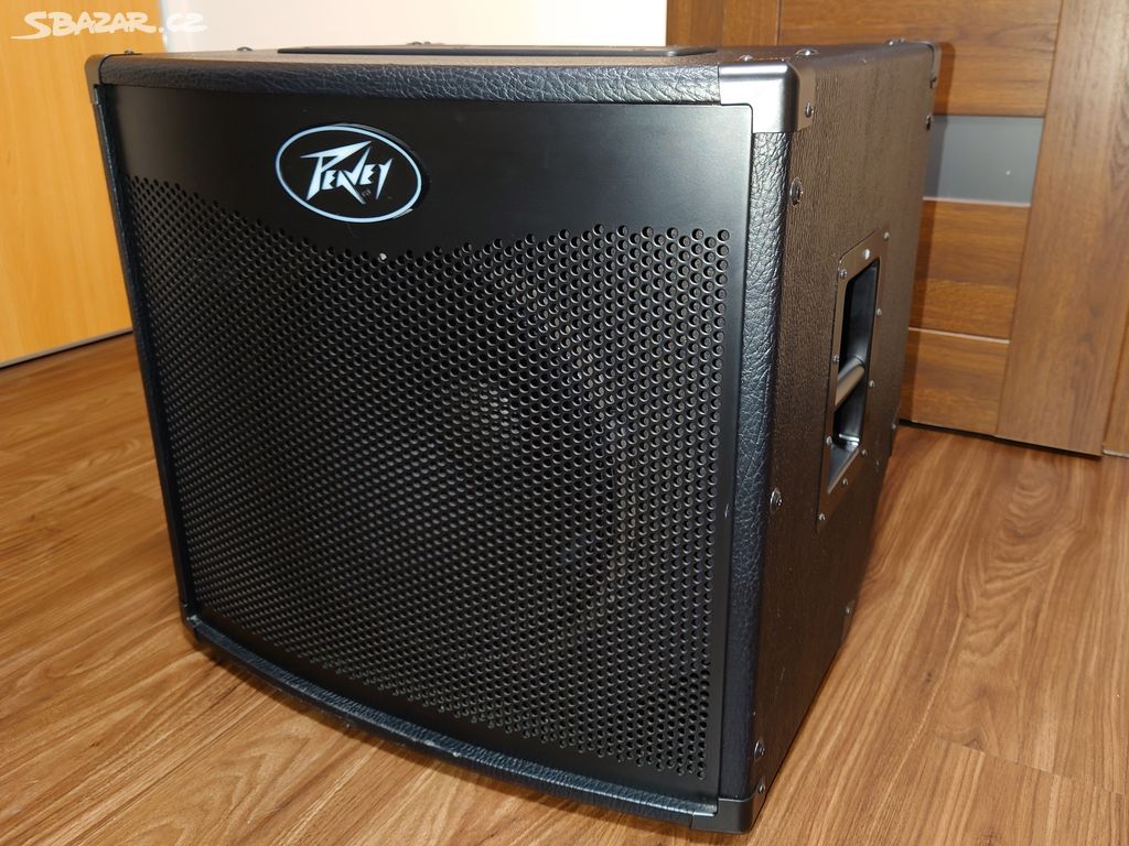 Baskytarové kombo Peavey TNT 115