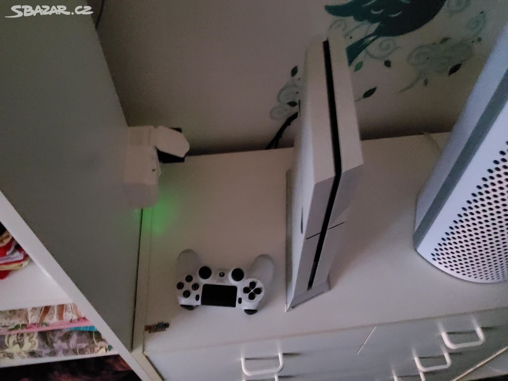 Prodám PS4