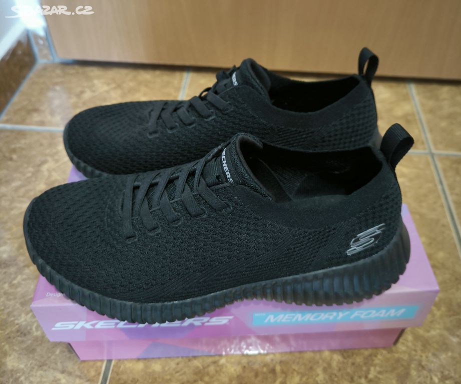 Dámské Skechers slip-on tenisky vel.37