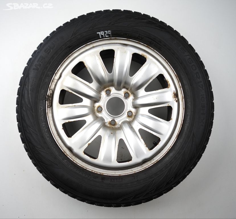 Hyundai Tucson 17" Zimní 225/60/17 + Senzory P7929