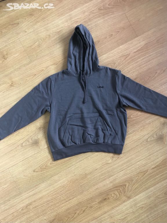 Šedá hoodie mikina Love