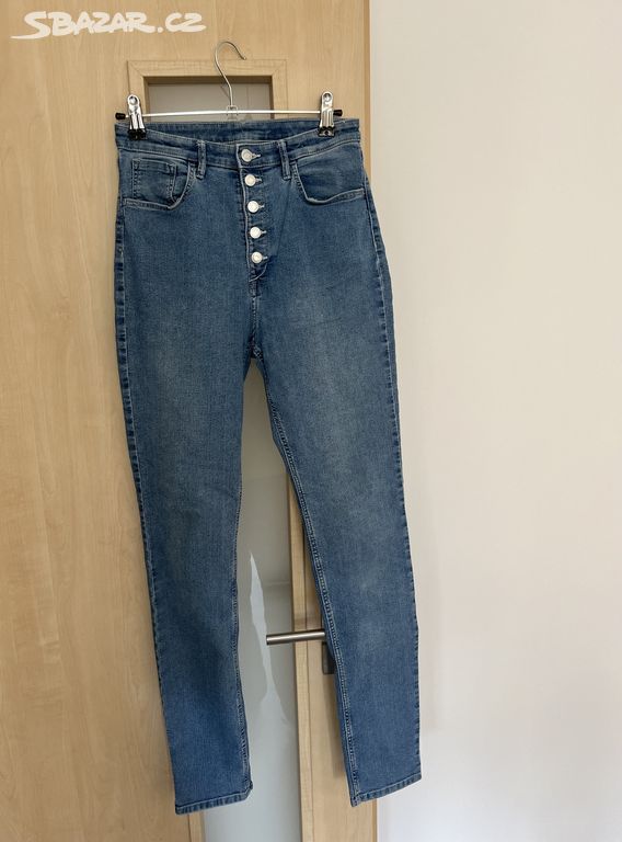 Dívčí sv. modré jeansy H&M, vel. 170.