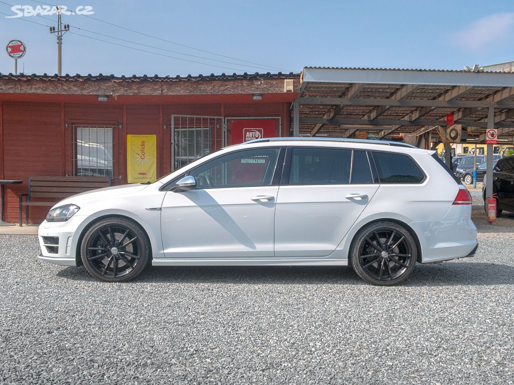 Volkswagen Golf ČR 11/15 R 2.0TSI 221KW DSG