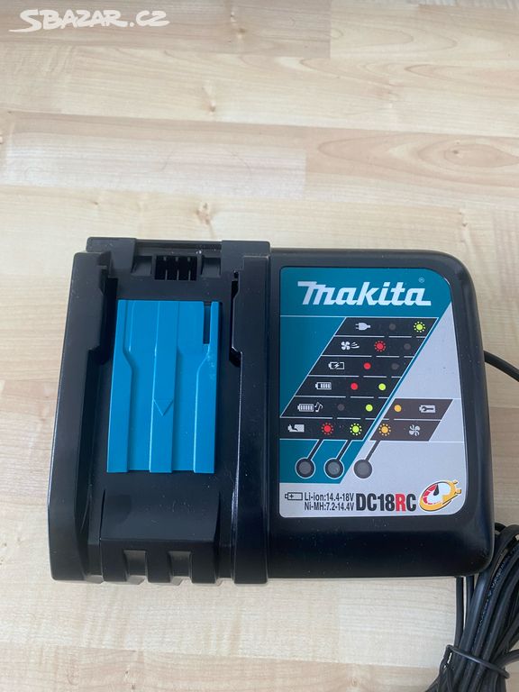 Rychlonabíječka Makita DC18RC