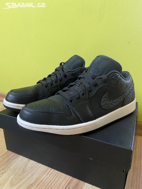 Nike air jordan 1 low