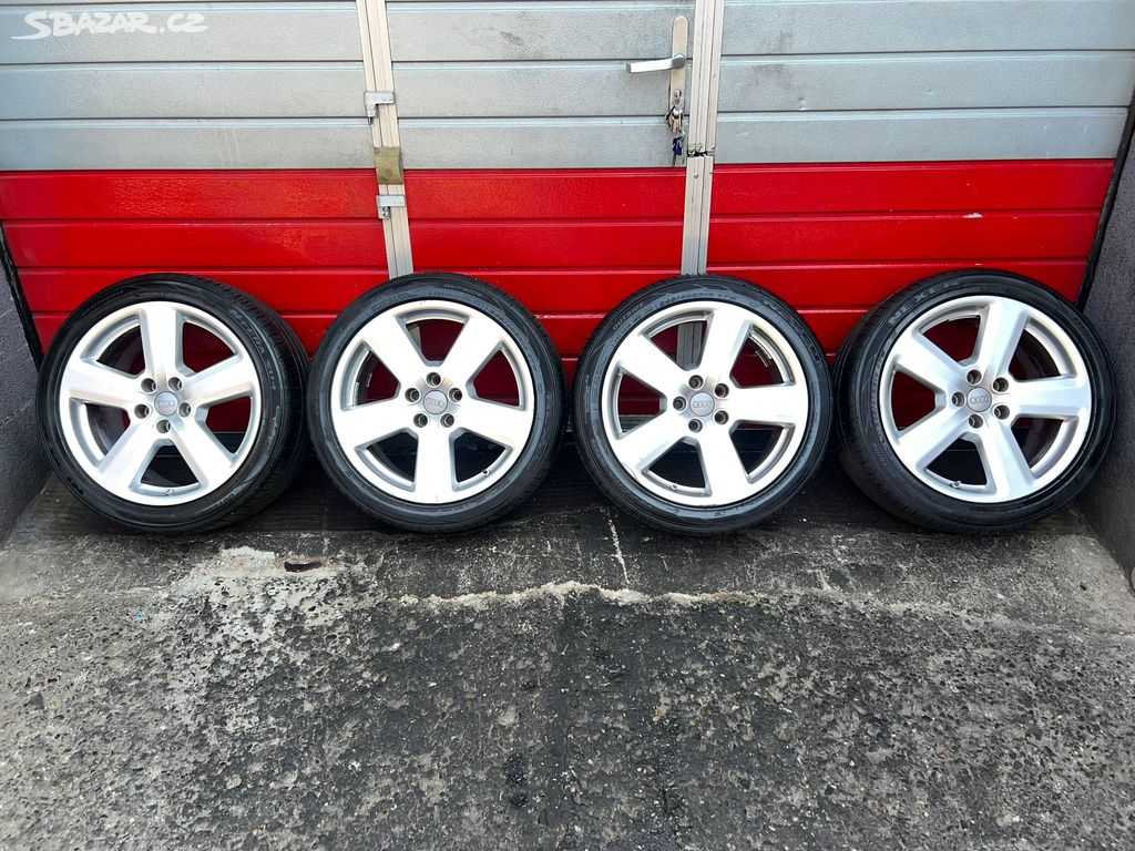 ALU kola Audi 18" 8J ET43 + letní pneu 245/40/R18