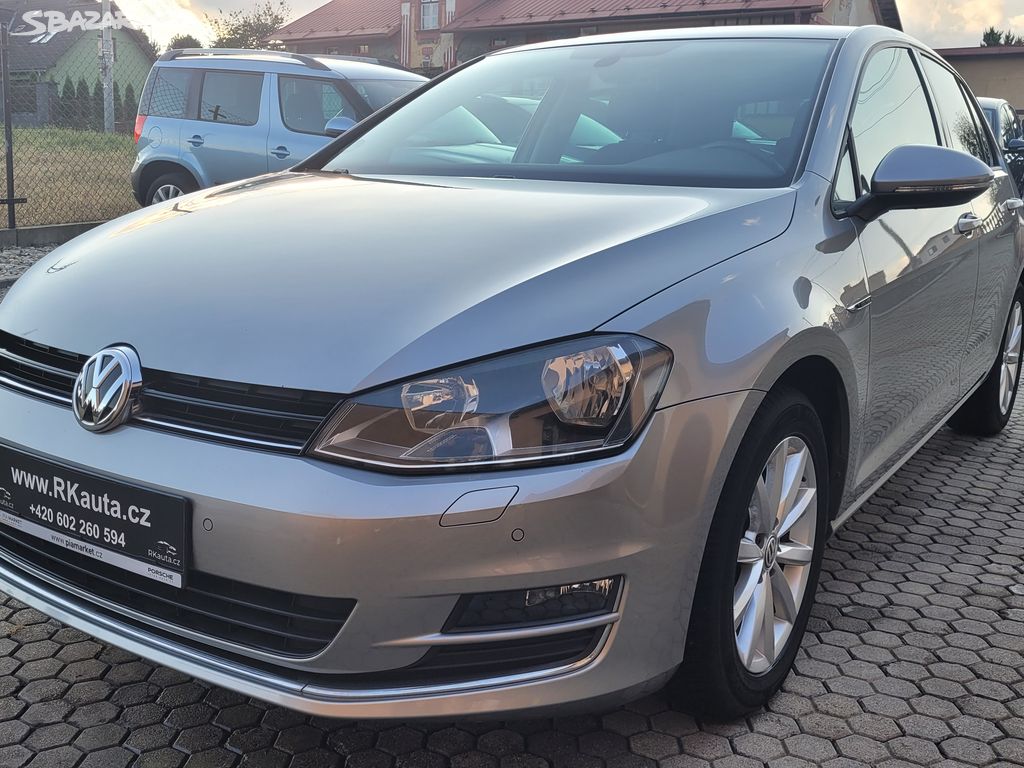 VW Golf 1,2 TSi 81kW benzín "Lounge"