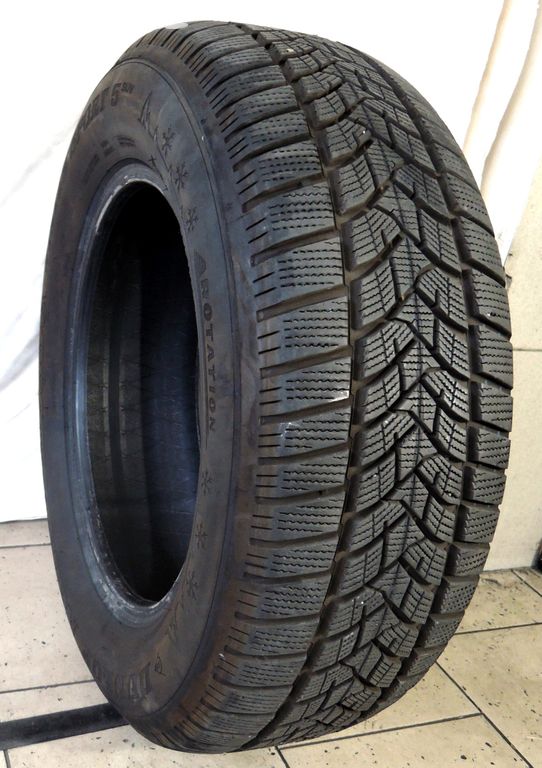 235/65R17 104V DUNLOP Winter SPORT 5 SUV zimní 1ks