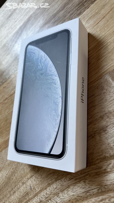 iPhone XR 64GB bílá