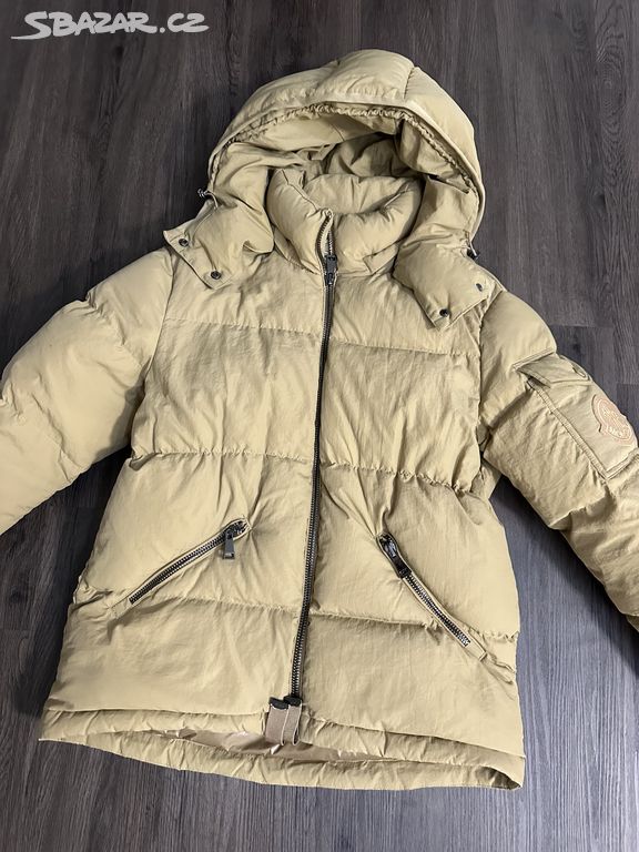 damska bunda Moncler S nova kol.2024