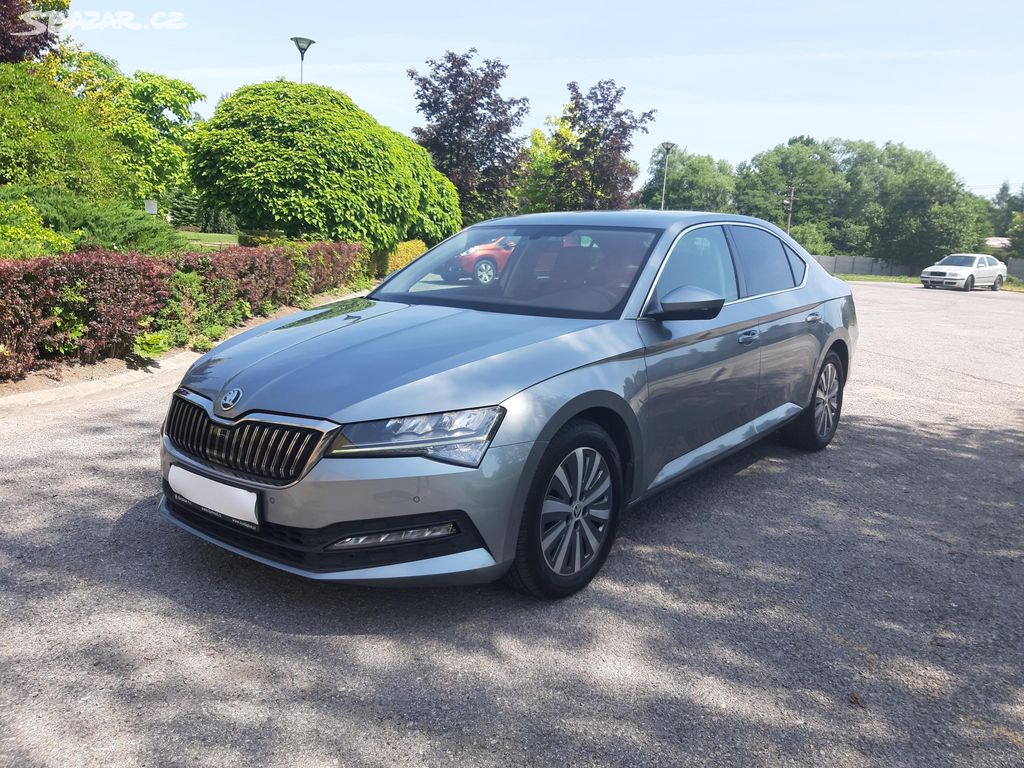 Škoda Superb 2.0 TDi 110 kW. Style