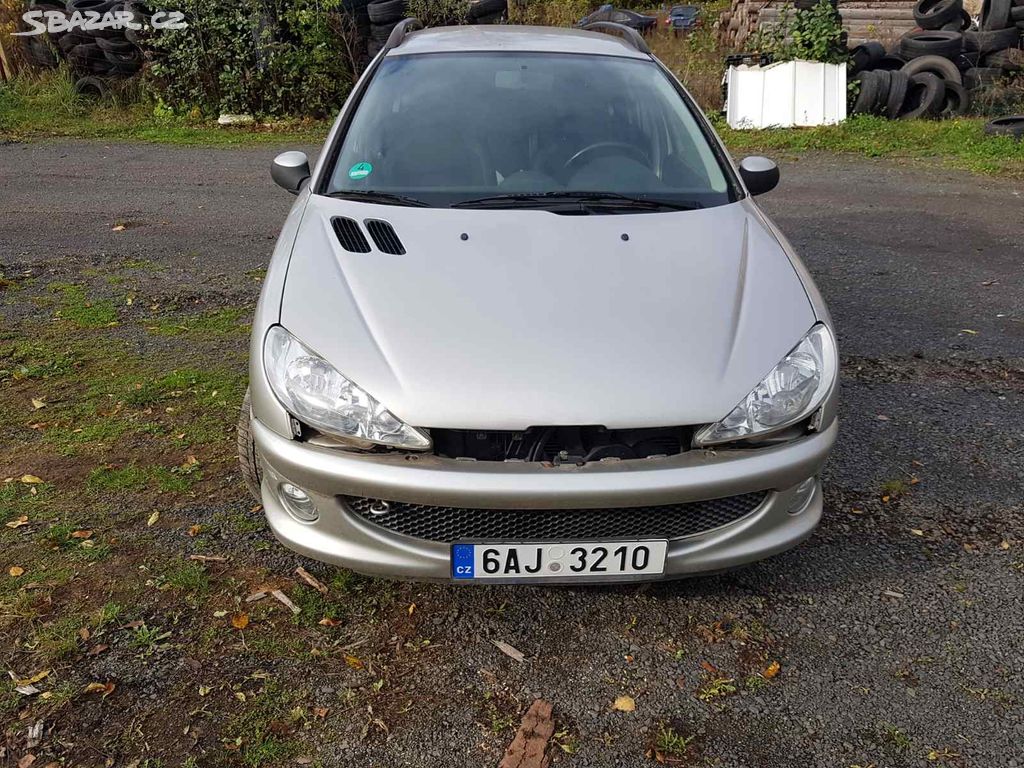 Prodám Peugeot 206 sw, kombi / nepojízdné