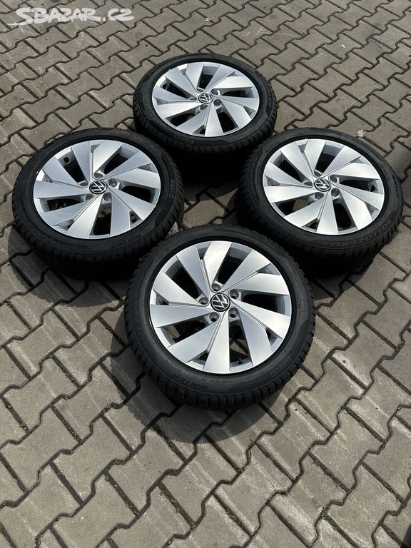 Kompletní alu VW Golf 5x112r17+205r50r17 zimní