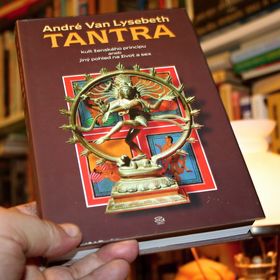 Obrázek k inzerátu: TANTRA (André Van Lysebeth)