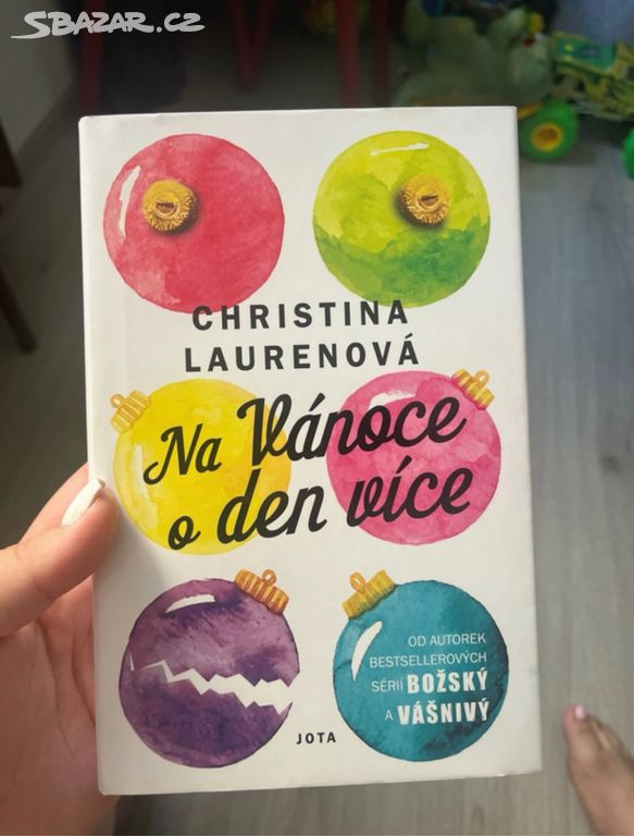 Nová romantická kniha - Na Vánoce o den více