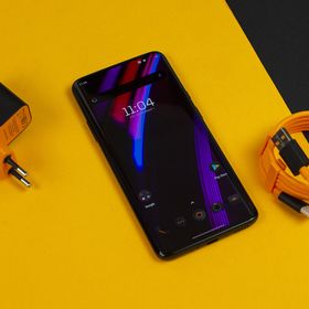 Obrázek k inzerátu: Oneplus 7t pro mclaren edition 5g 12/256