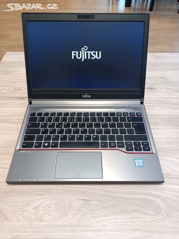 Notebook FUJITSU LifeBook E736 i7-6600U,8GB/240GB