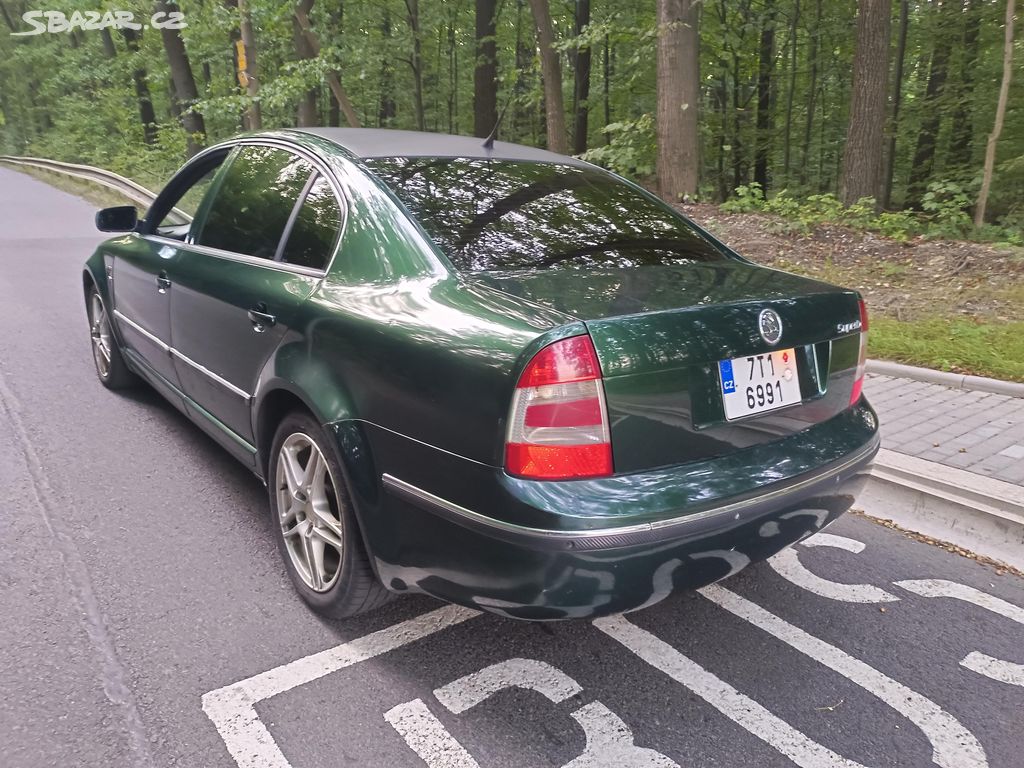 Škoda Superb 2.8 V6 manuál