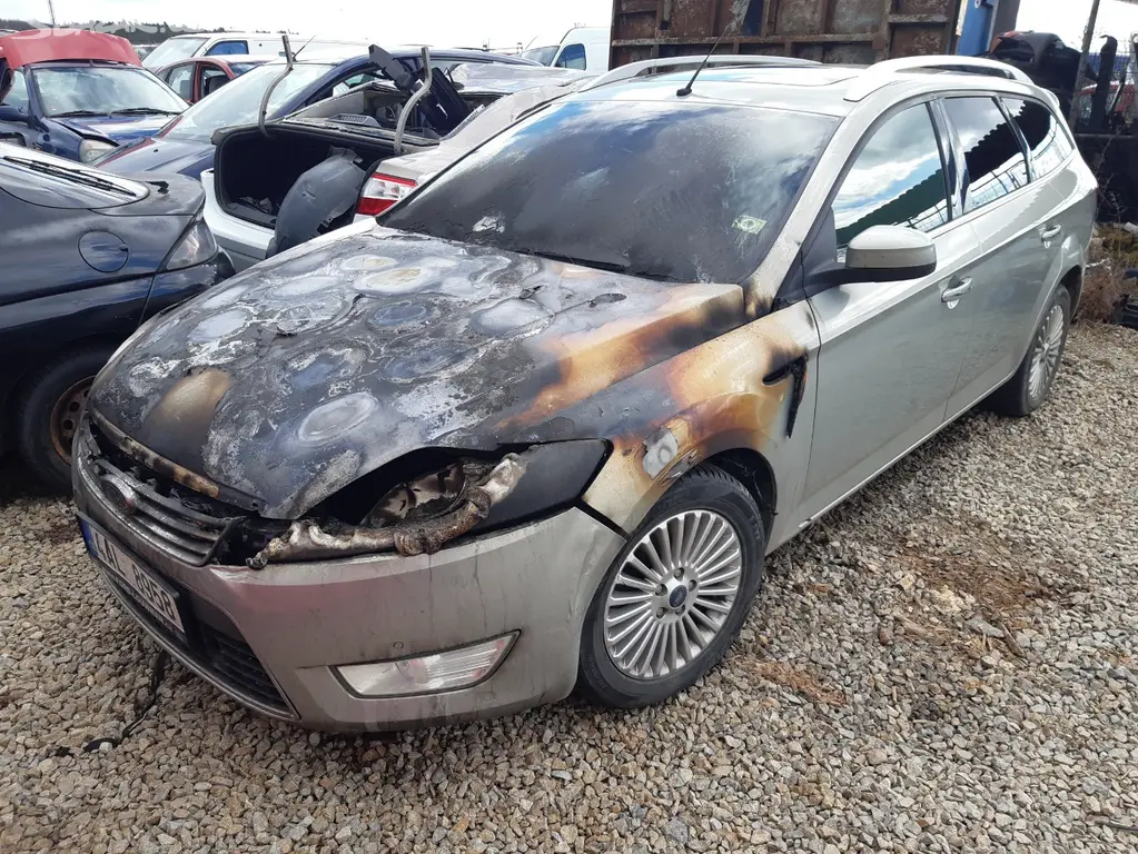 Náhled: Ford Mondeo 2009 IV 2,0i 107kW COMBI GHIA LPG,DILY