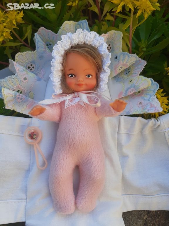 retro panenka miminko s výbavou-milý retro dárek