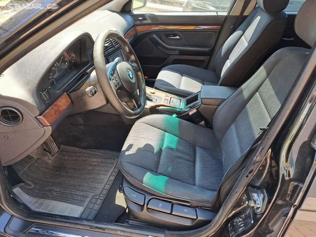 BMW 530d, 142 kW, automat - fotka 6