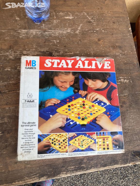 Stará stolní hra Stay Alive