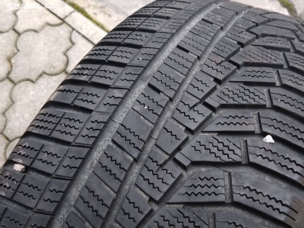 Prodám 4 zimní pneu 225 60 17 HANKOOK vzorek 65%