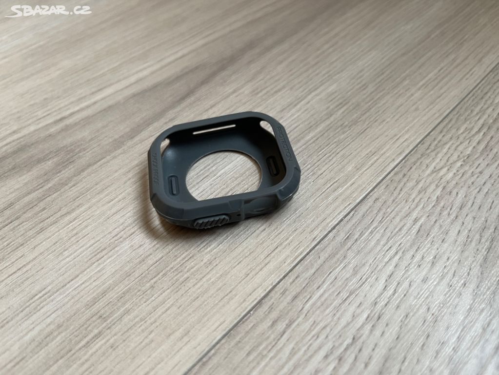 Apple Watch 7, 8 45mm kryt šedý