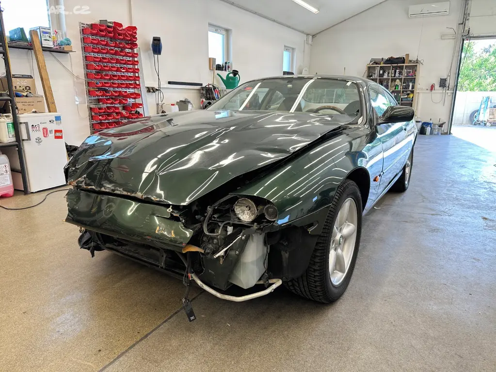 Jaguar XK8 4.0 209 kW - fotka 3