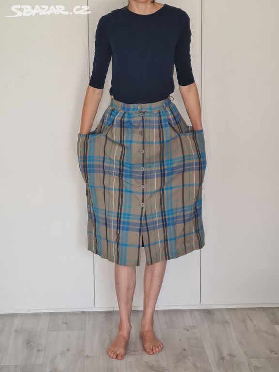 vintage/retro knoflíková sukně s kapsami