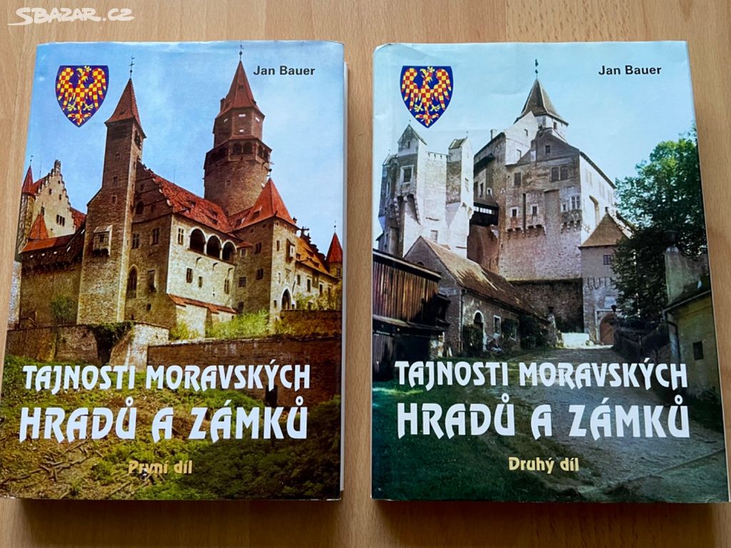 Kniha Tajnosti moravských hradů a zámků