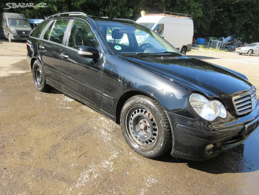 MERCEDES BENZ 220 CDI - fotka 3
