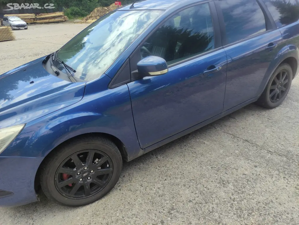 Ford Focus 1,6tdci 80kw r.v.2008 stk 12/26 - fotka 2