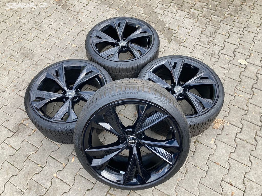 Audi RS6, kola 22" zimní, včetně DPH