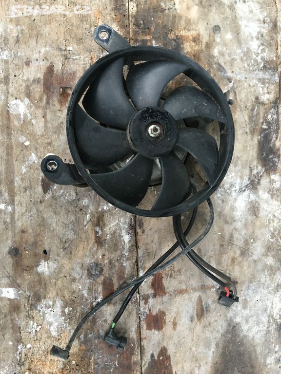 ventilátor sahara chladič honda cb600 hornet 06