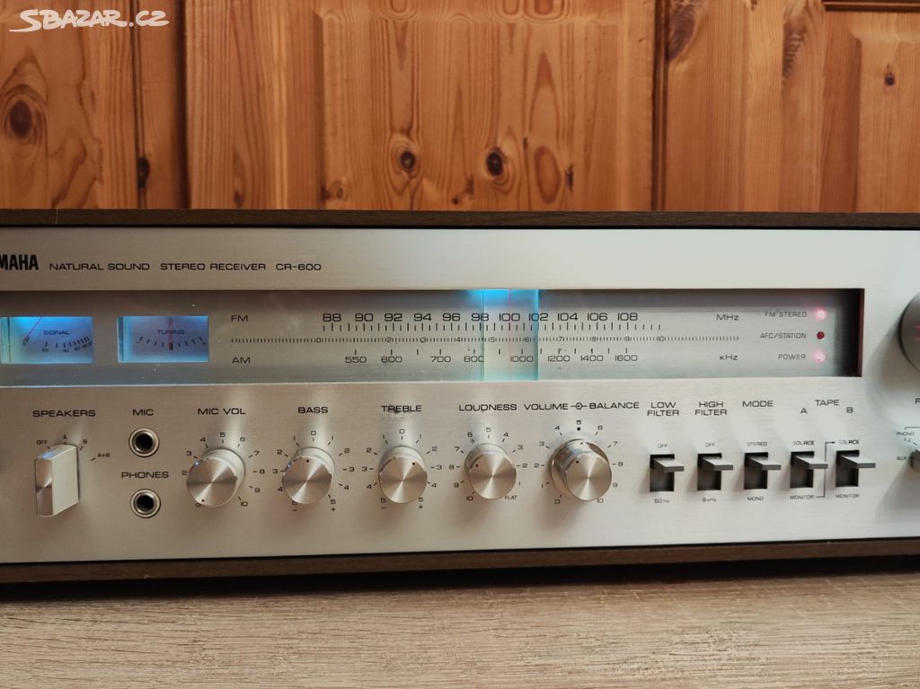 stereo receiver Yamaha CR 600