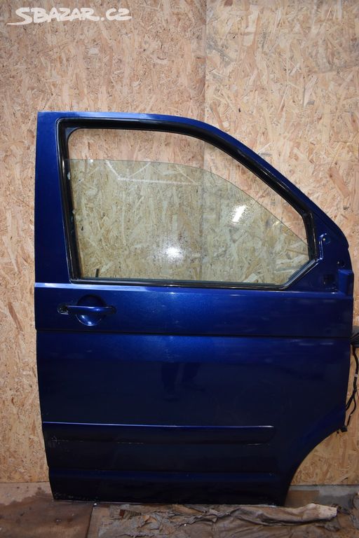 T5 dveře přední pravé tmavě modré se sklem