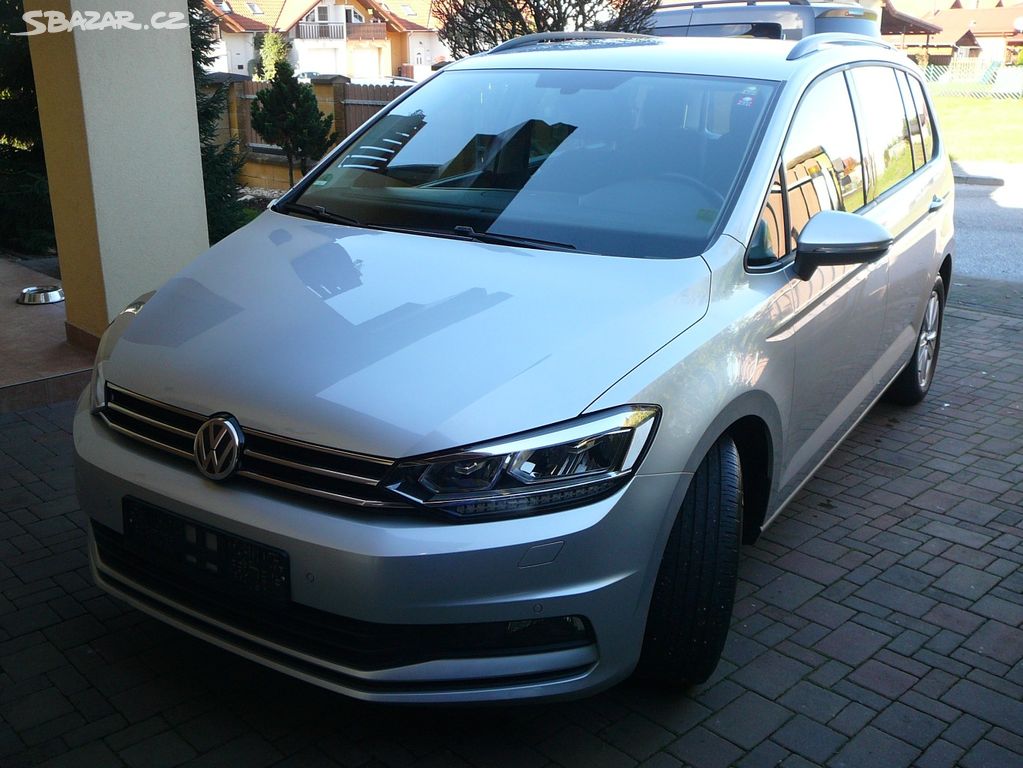 VW TOURAN 2,0TDI 85KW FULLLED NAV FRONT ACC MASAGE