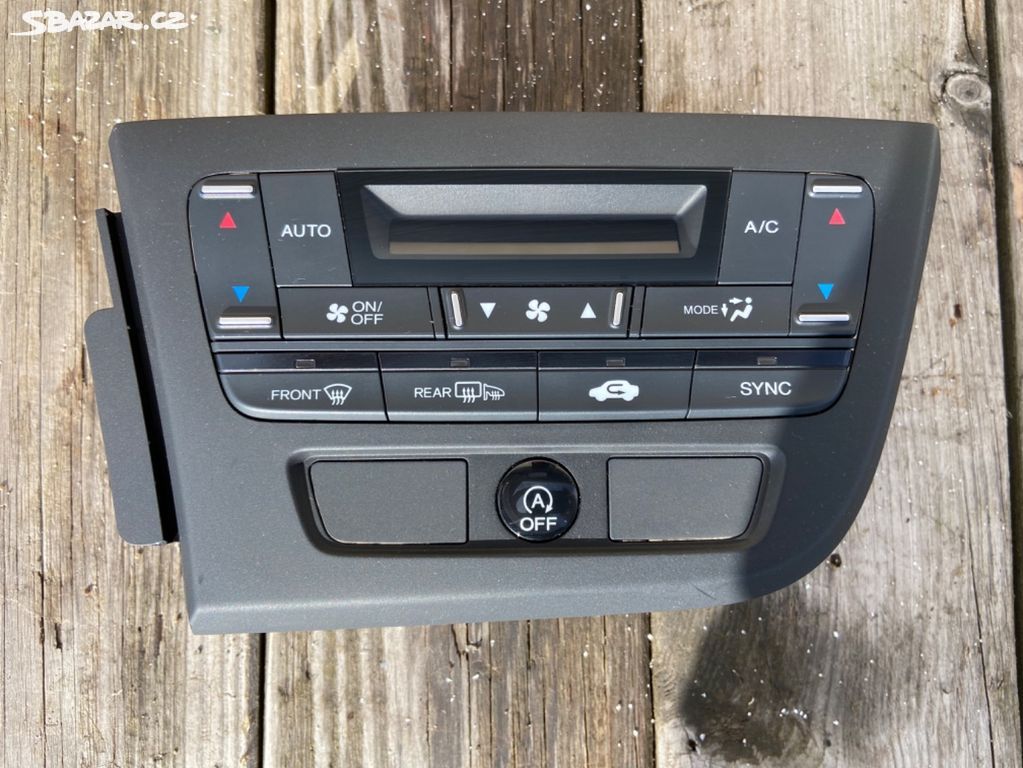 Honda Civic 9g panel klimatizace