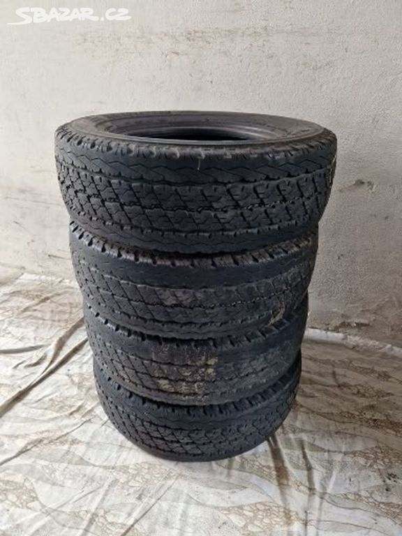 215/70 R15 C 109/107 S pneu Bridgestone