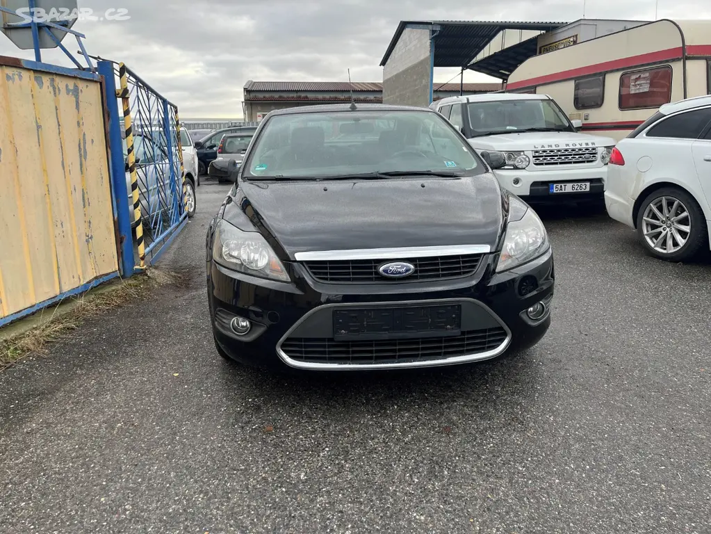 Ford Focus 2.0i 16V 107KW Kabriolet - fotka 2