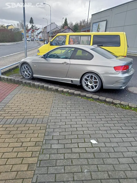BMW 3 coupé 320 2.0.D x Drive