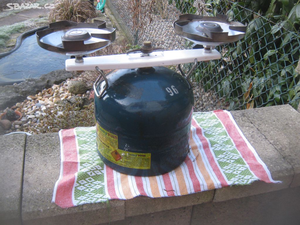 Prodám málo používaný plynový dvouplotýnkový vařič