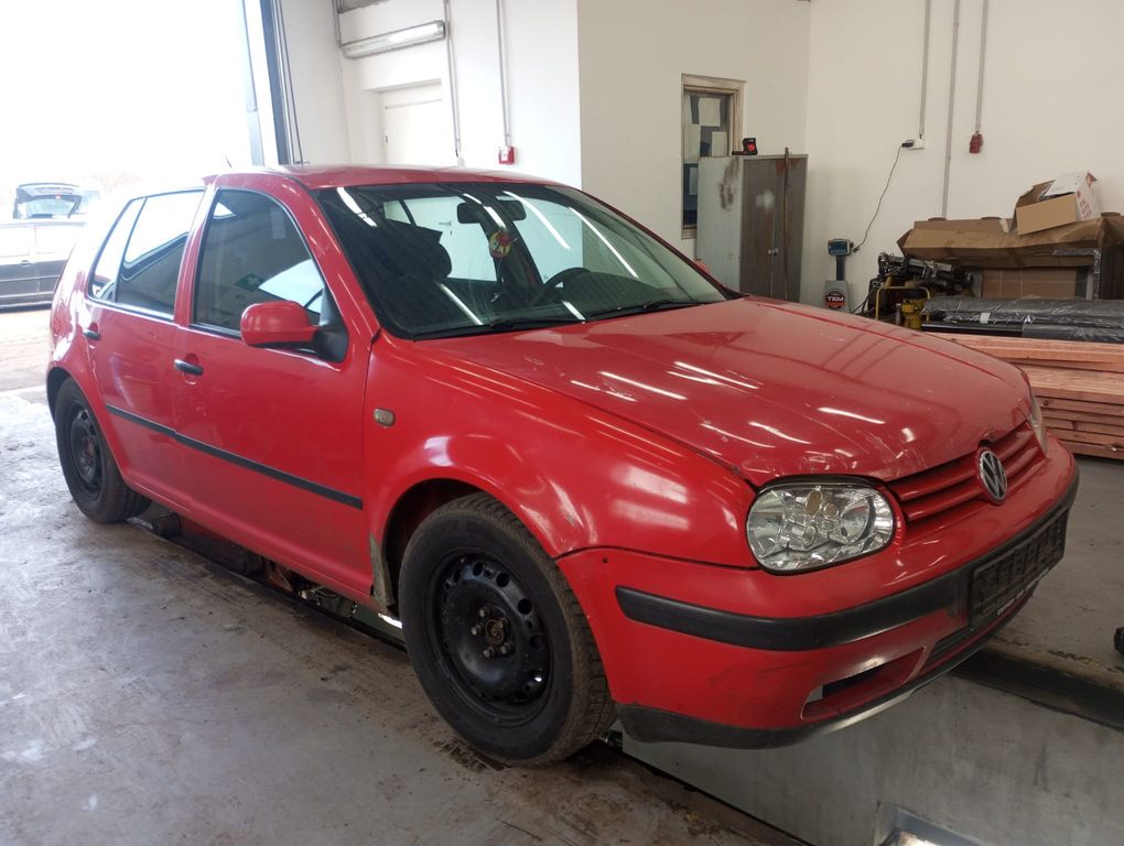 VW Golf IV 1.4 16V r.v. 1999 AKQ 55kw (3559)