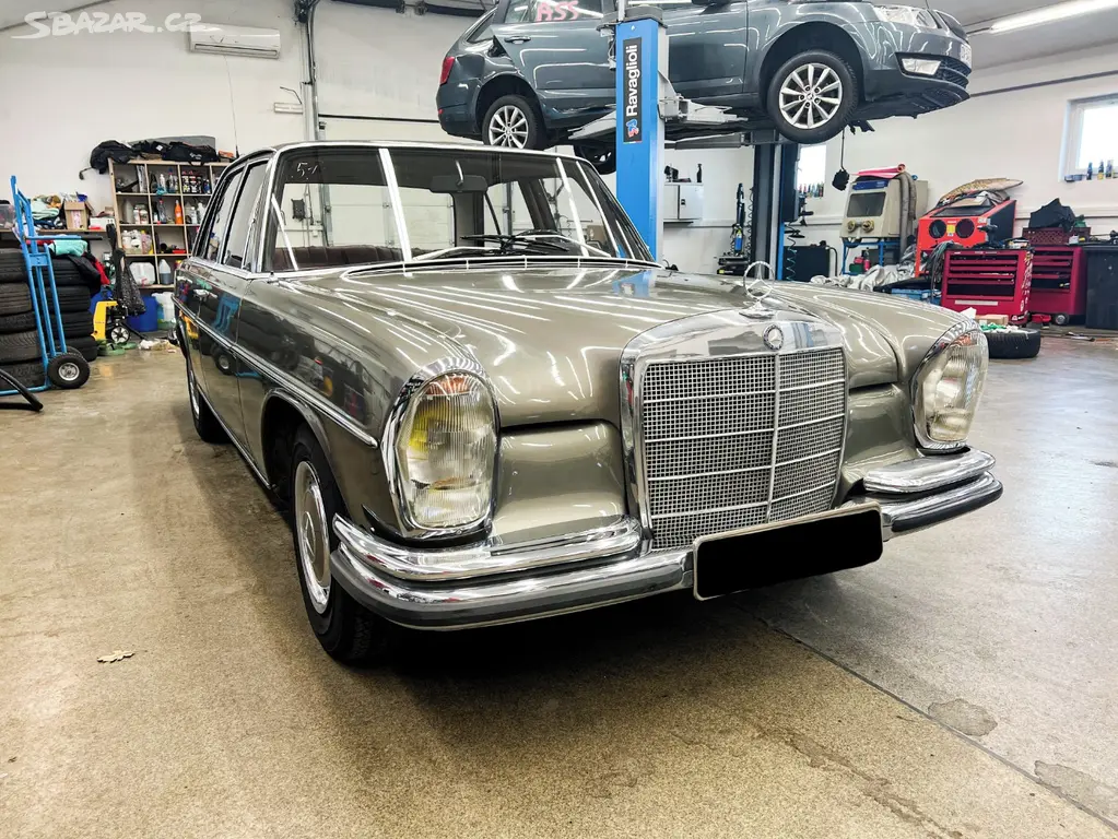 Mercedes-Benz 250 SE 2.5 benzín 110kW