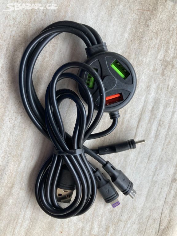 Nabíjecí a datový kabel 3v1+3 USB porty