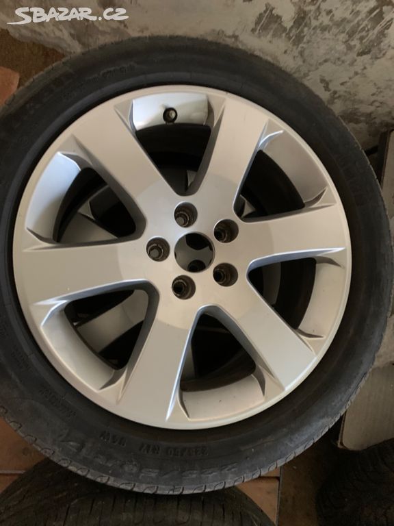 Letní sada alu disků s pneu Peugeot 225/50R17