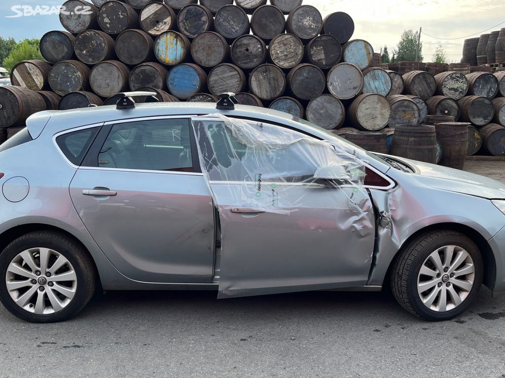 Opel Astra J 2.0cdtiA20DTH!Na náhradní díly! - Šenov, Ostrava-město ...
